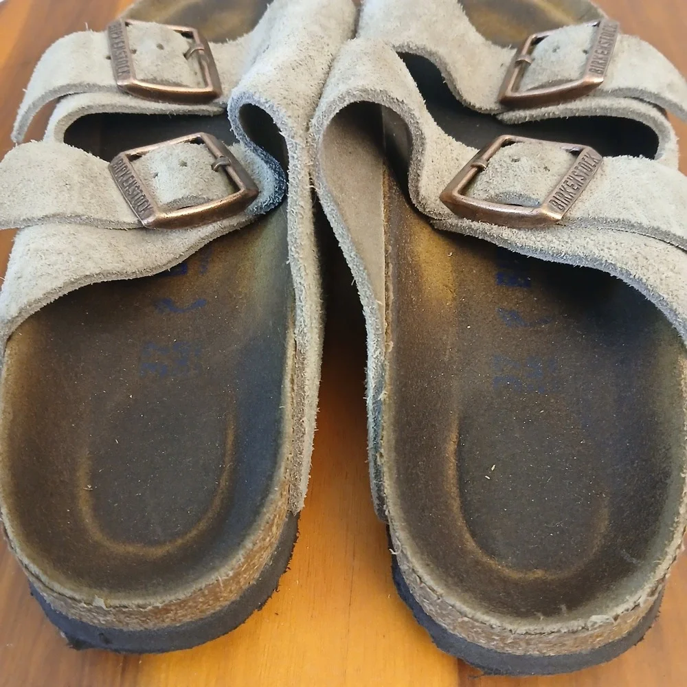 Birkenstock Arizona Mens 37 Taupe Suede Buckle Sandals Slides Cork Footbed